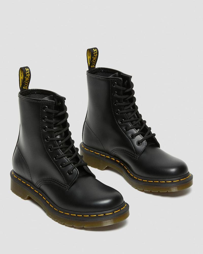 Women's Dr Martens 1460 Smooth Leather Lace Up Boots Black | AU 208DFM